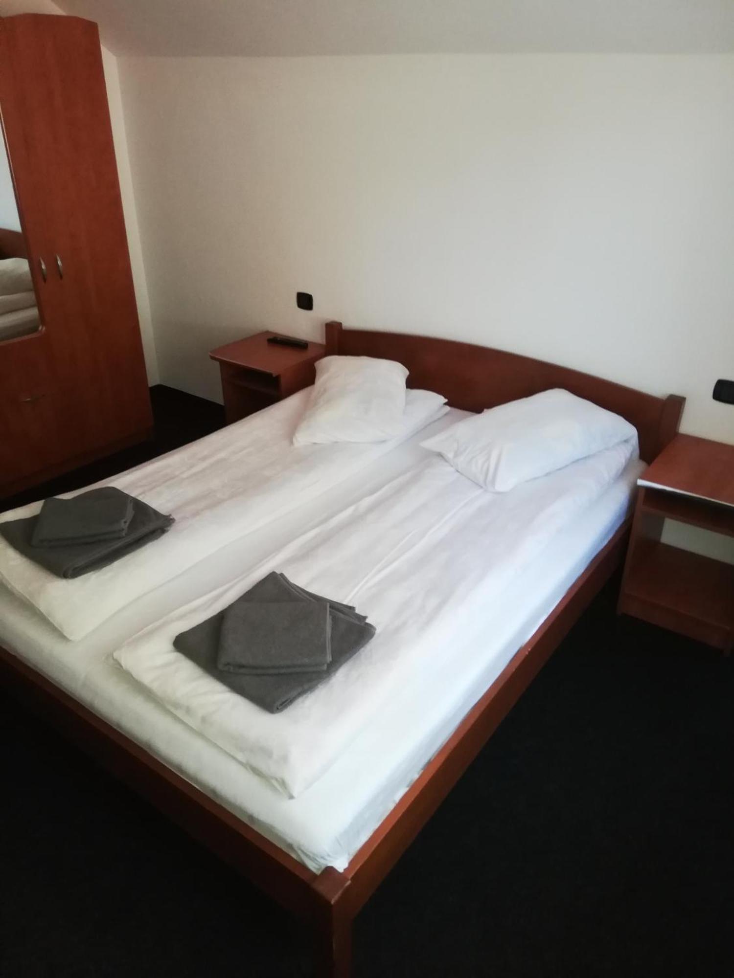Cabana Cascada Cailor Ξενοδοχείο Borşa Δωμάτιο φωτογραφία